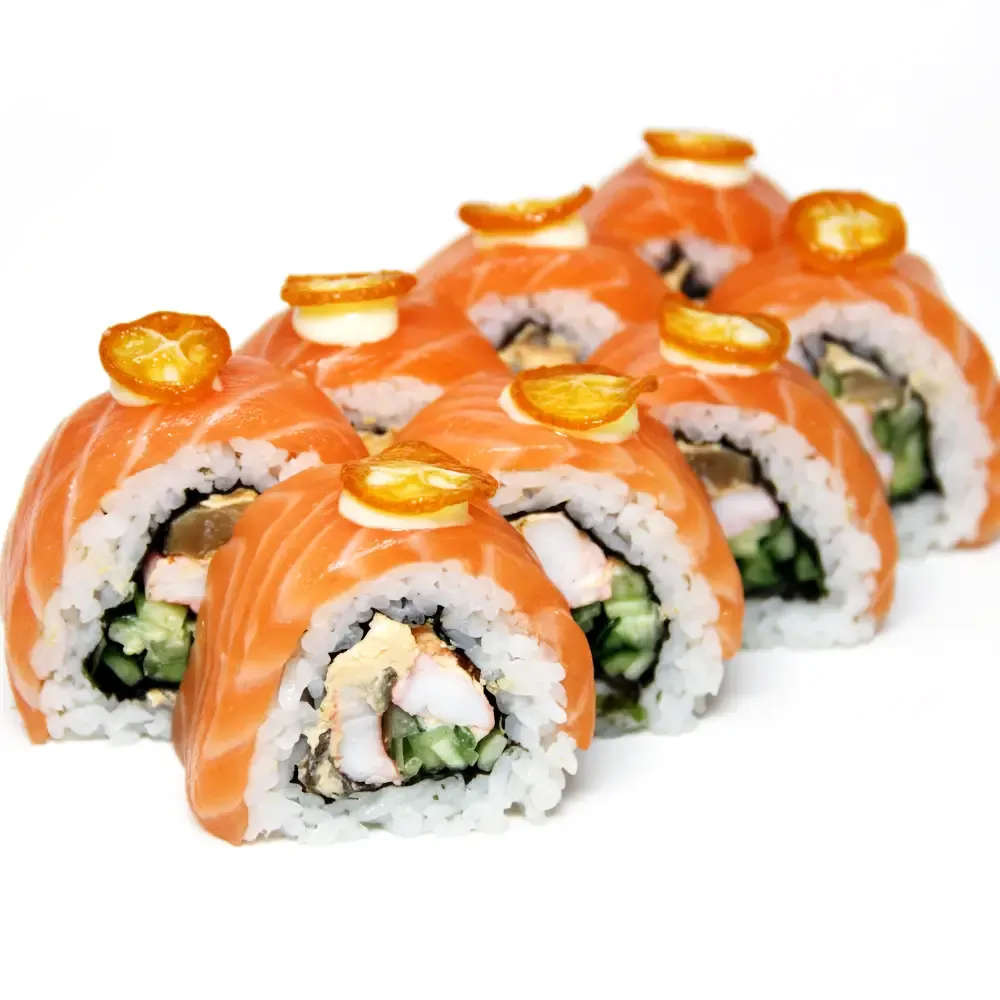 Ролл с кремом Том ям и карамелизированным кумкватом