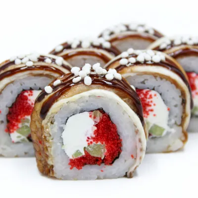 Ролл с угрем и киви