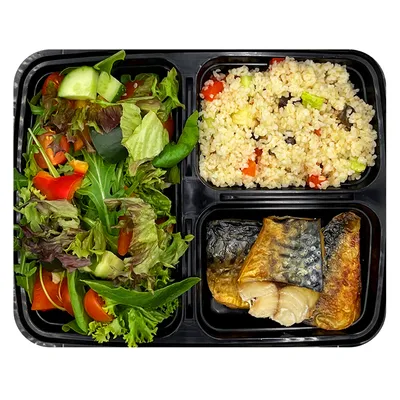 Lunch light №3 (скумбрия гриль, булгур с овощами, микс салат)