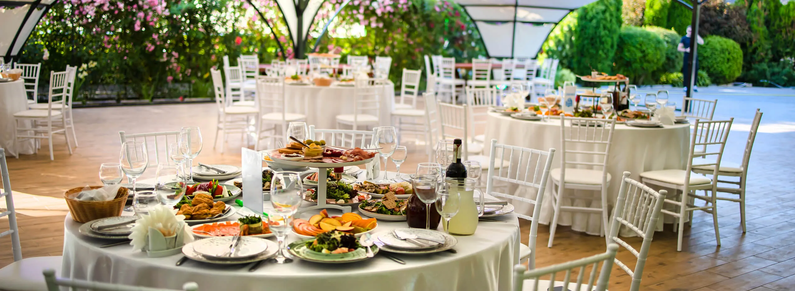 Ваш идеальный праздник без хлопот. Ваш идеальный праздник без хлопот.