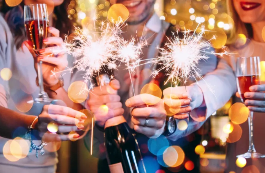 Як організувати незабутній новорічний корпоративний захід?  Покроковий гід, що запам'ятається
