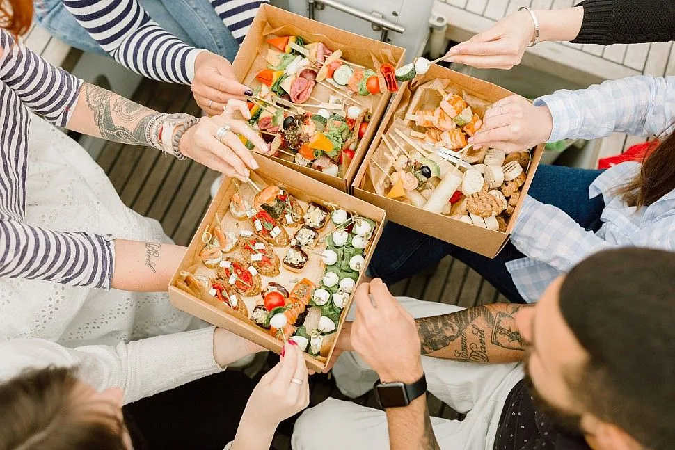 Как организовать крутую вечеринку дома?